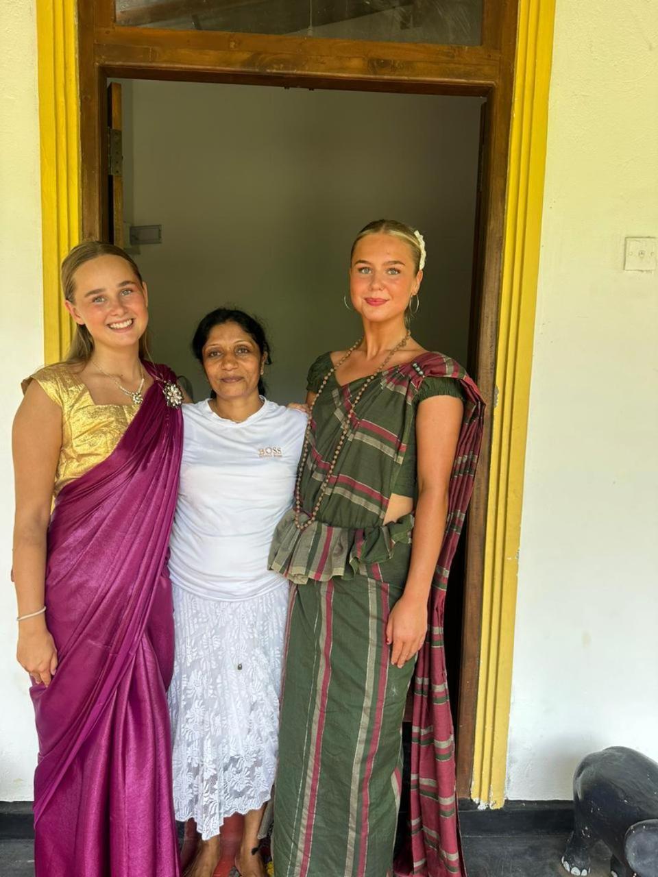 Sanu Home Stay Sigiriya Eksteriør billede